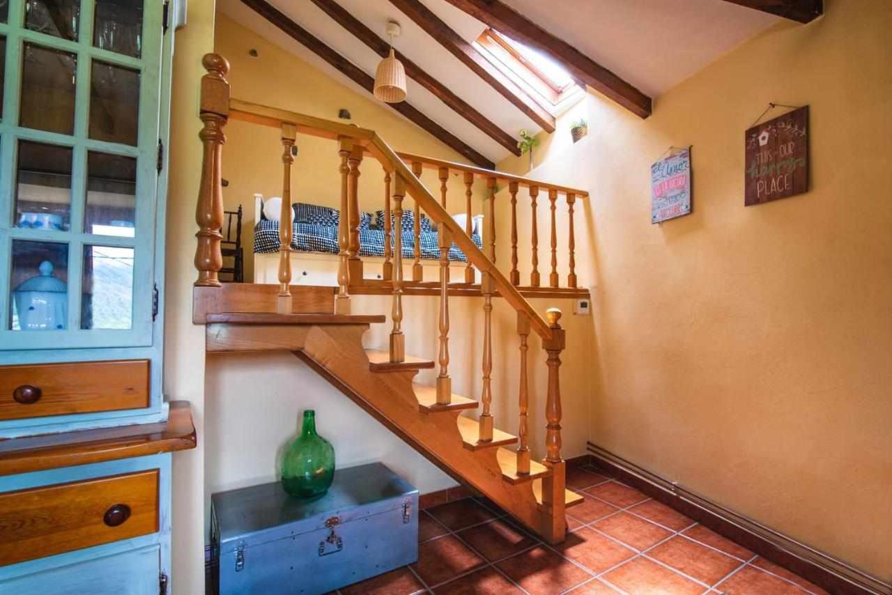 Casa Rural La Carrozal Senda Del Oso Orelleiru Exterior foto